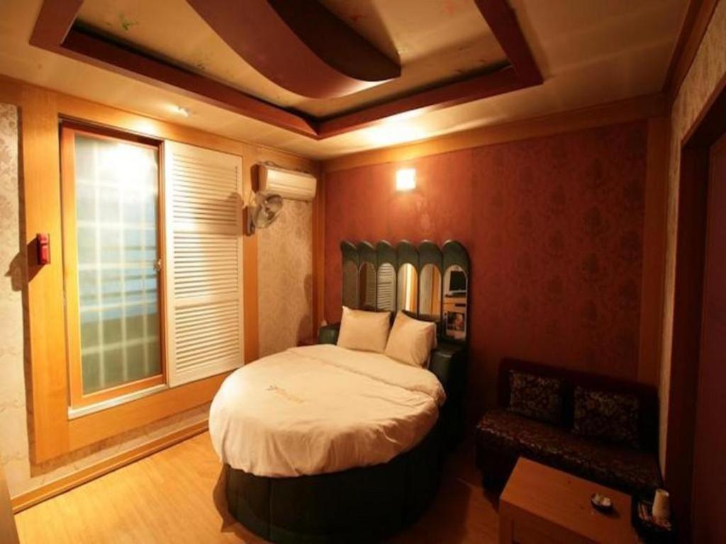 Valentine Hotel Kōyō Exterior photo