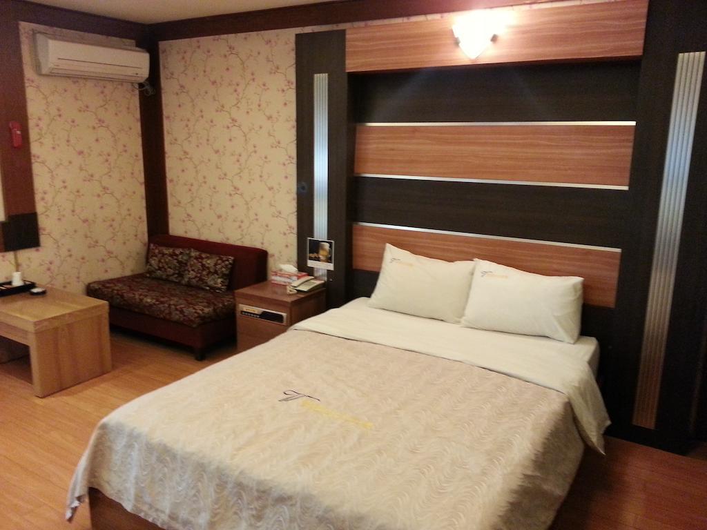 Valentine Hotel Kōyō Exterior photo